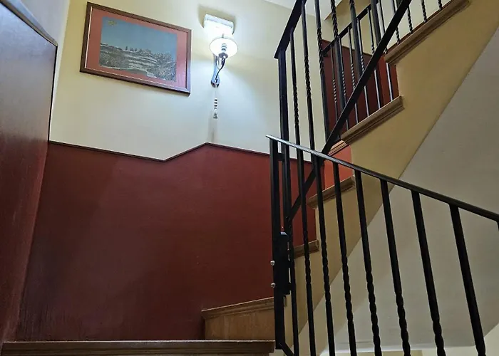 Hostal La Cerollera